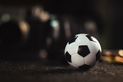 اتحاد الجزائر يطالب باعتباره فائزًا بعد إلغاء مباراة نصف نهائي الكونفيدرالية